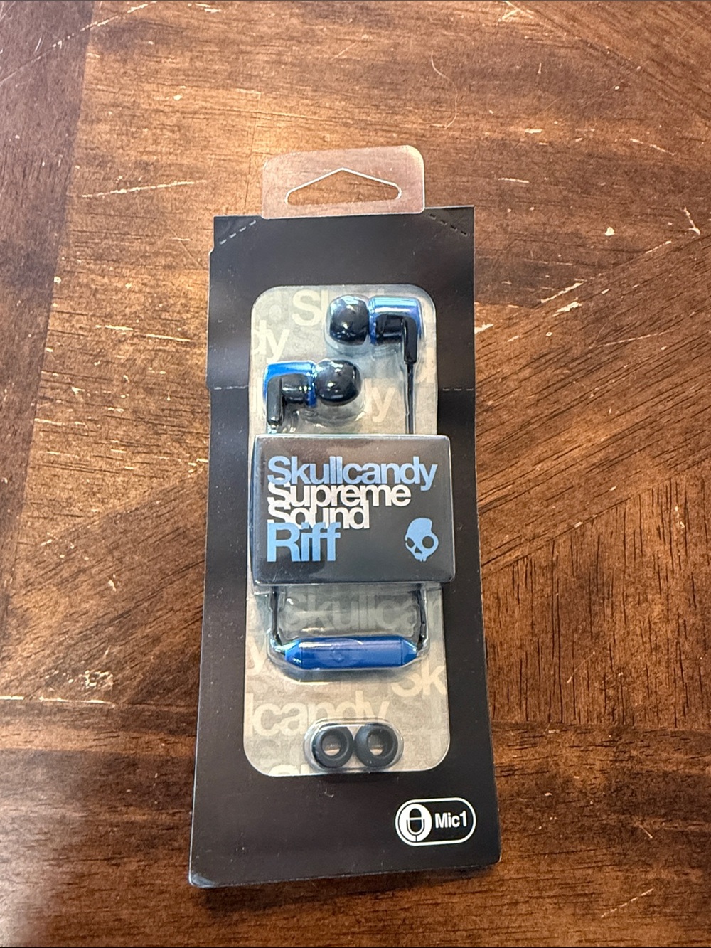 Skullcandy Riff Wired In-Ear Headphones - brand new